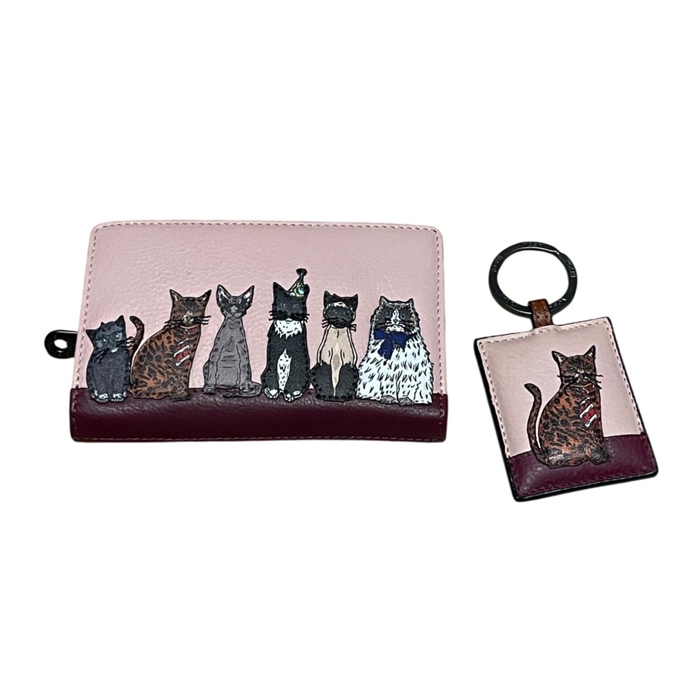 Yoshi Goods Leather Cat Gang Bifold Wallet and Keychain Set Pink Burgundy I09